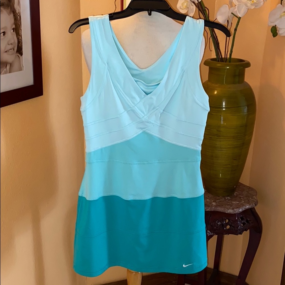 Nike sea foam tennis dress sz M